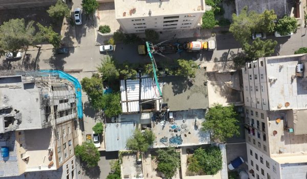 بتن آماده رباط کریم بتن ریزی سقف پروژه دادکستری - ساروج بتن اربابیان