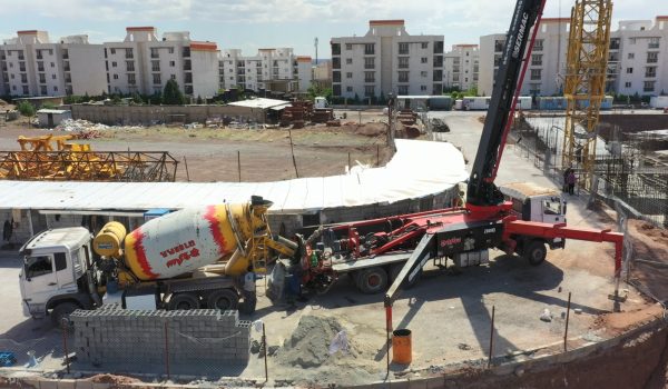 بتن ریزی سقف خرید بتن آماده در پرند - ساروج بتن اربابیان