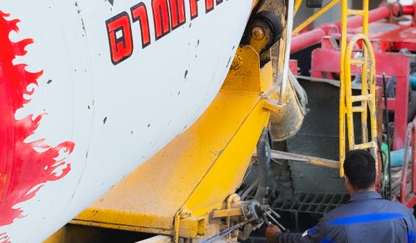 بتن ریزی سقف فهندژ خرید بتن آماده در پرند فهندژ - ساروج بتن اربابیان