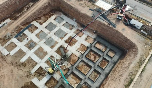 بهترین کارخانه تولید بتن آماده در منطقه - ساروج بتن اربیابیان