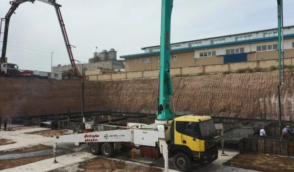 واحد کنترل کیفیت مجهز بتن آماده - پروژه بتن ریزی میدان صنعت شهرک صنعتی پرند - ساروج بتن اربابیان